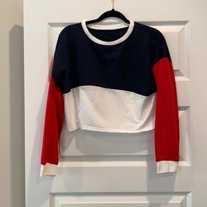 Longe sleeve crop top. Size large.